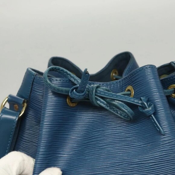 LOUIS VUITTON Epi Noe Shoulder Bag Toledo Blue - Picture 14 of 16